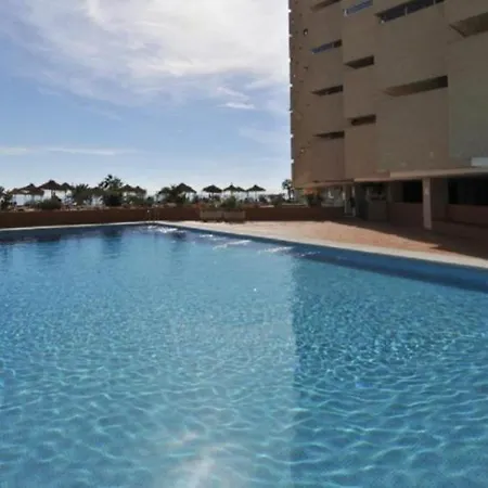 Apartmanhotel Chinasol Con Parking Y Desayuno *