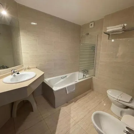 Apartmanhotel Chinasol Con Parking Y Desayuno